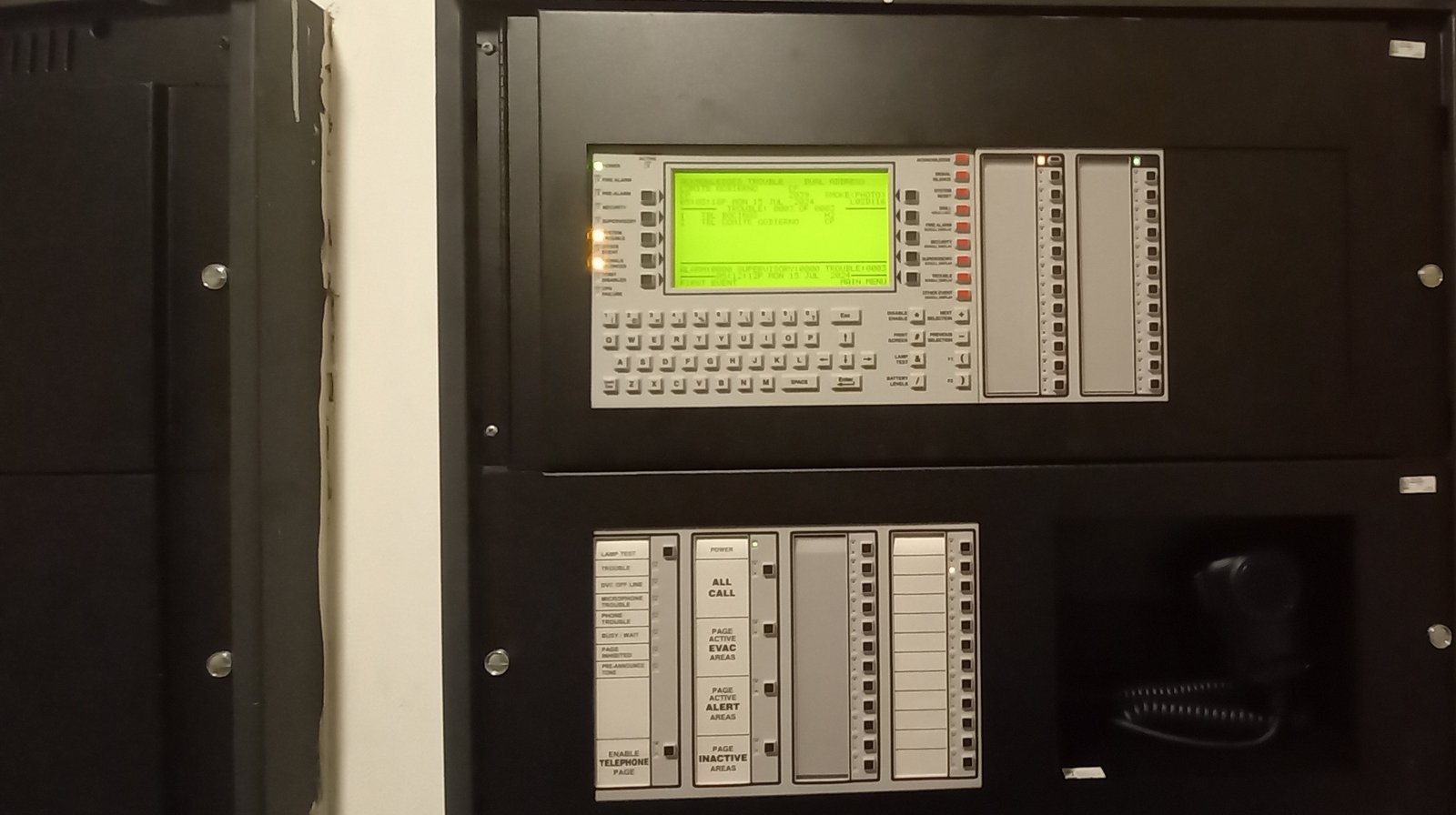 DISPLAY Y NVC NFS2-3030