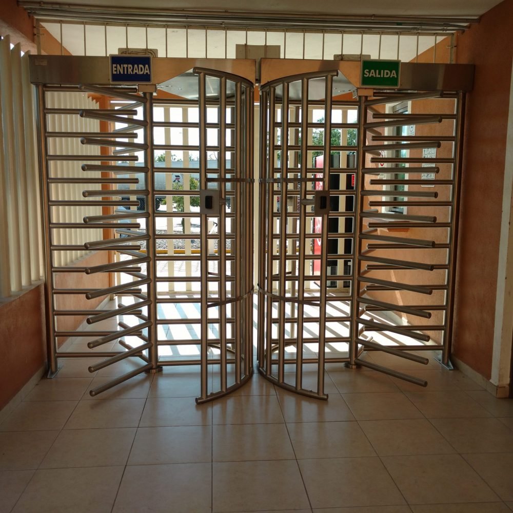 Torniquetes altura completa